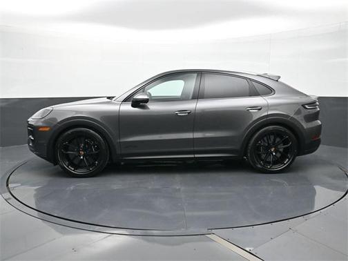 2026 Porsche Cayenne GTS