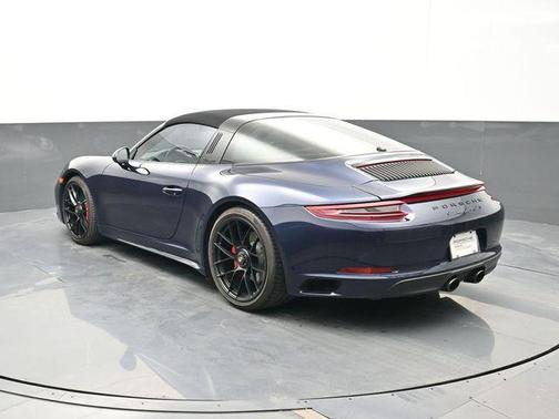 2019 Porsche 911 Targa 4 GTS
