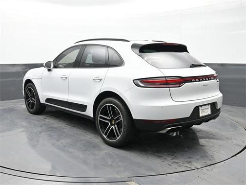 2021 Porsche Macan Base