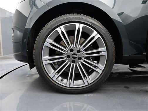 2023 Land Rover Range Rover P530 SE