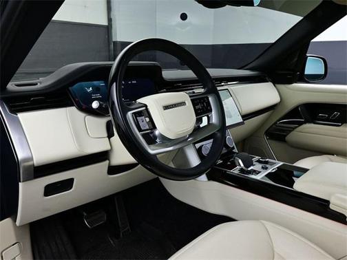 2023 Land Rover Range Rover P530 SE