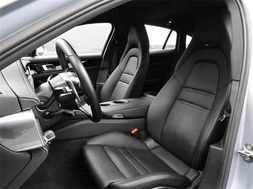 Dolomite Silver Metallic 2019 Porsche Panamera 4