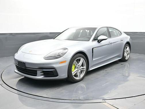 Silver 2019 Porsche Panamera 4