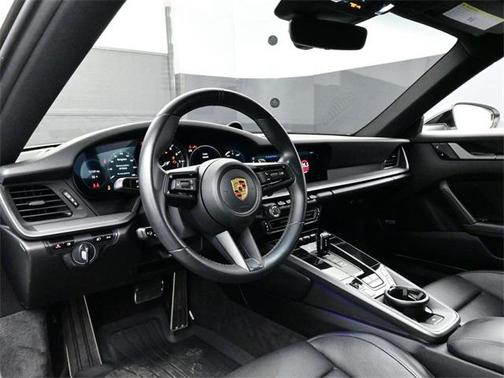 2021 Porsche 911 Carrera