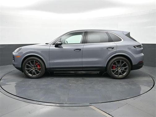2024 Porsche Cayenne S