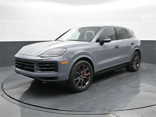 2024 Porsche Cayenne S