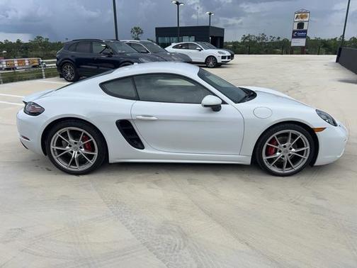 Carrara White 2021 Porsche 718 Cayman