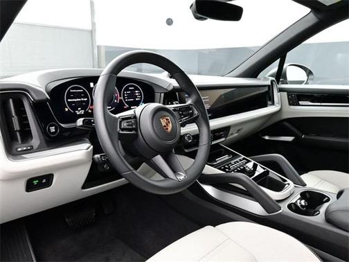 2025 Porsche Cayenne Cayenne