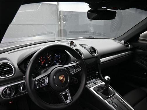 2024 Porsche 718 Cayman Base
