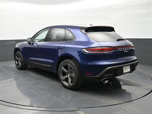 2025 Porsche Macan T