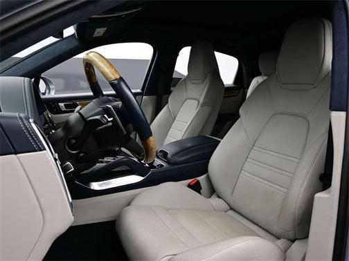 2022 Porsche Cayenne Turbo