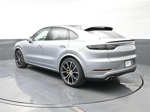 2022 Porsche Cayenne Turbo