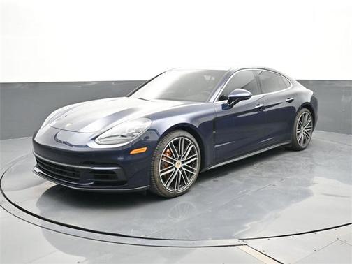 2018 Porsche Panamera 4S