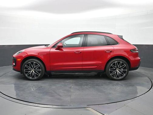 2025 Porsche Macan 