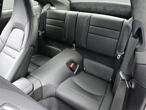 2025 Porsche 911 Carrera GTS