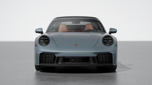 2025 Porsche 911 Carrera GTS