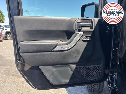 Black Clearcoat 2017 Jeep Wrangler Unlimited Rubicon