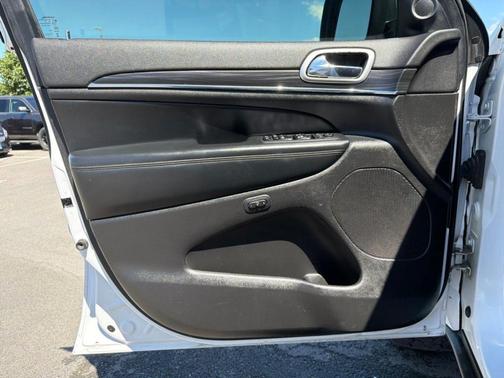 Bright White Clearcoat 2020 Jeep Grand Cherokee Limited