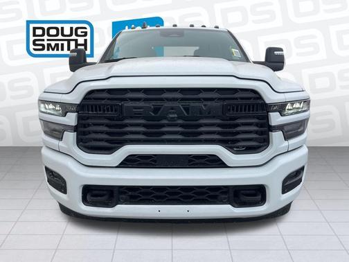 Bright White Clearcoat 2026 RAM 2500 Big Horn