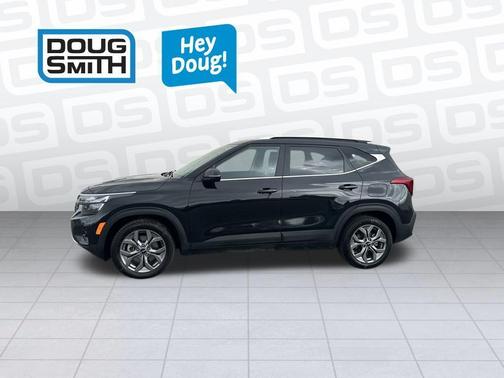 Fusion Orange 2024 Kia Seltos S