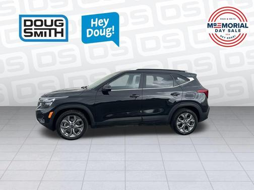 Fusion Orange 2024 Kia Seltos S