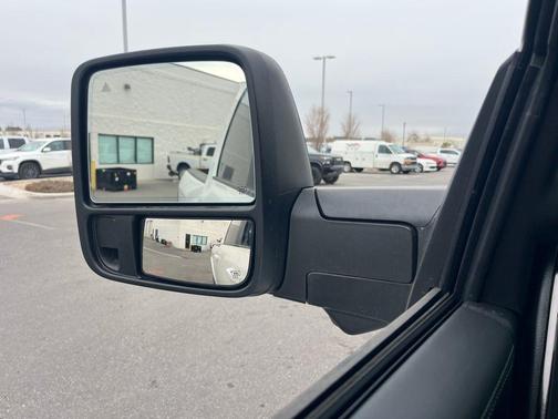 Bright White Clearcoat 2026 RAM 3500 Limited