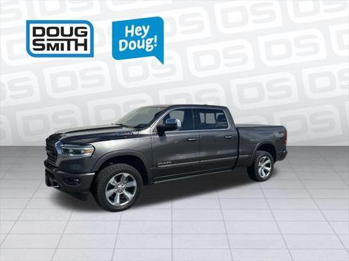 Granite Crystal Metallic Clearcoat 2022 RAM 1500 Limited Crew Cab 4x4 64' Box
