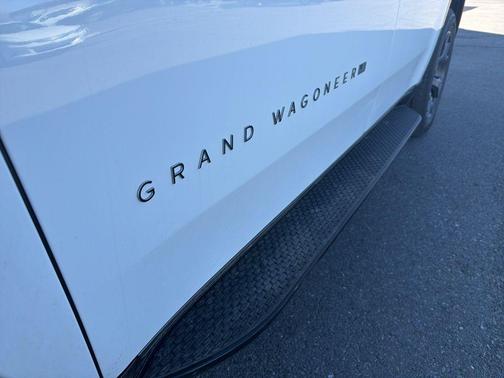 Bright White Clearcoat 2026 Jeep Grand Wagoneer Limited
