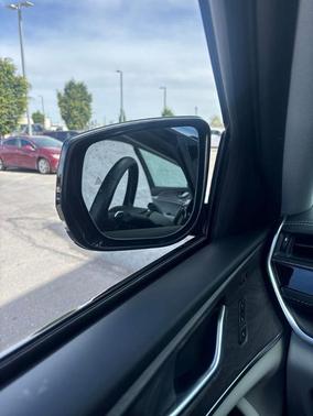 Rocky Mountain Pearlcoat 2022 Jeep Grand Cherokee L Overland
