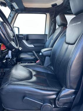 Bright White Clearcoat 2014 Jeep Wrangler Rubicon