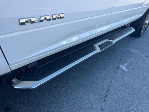 Bright White Clearcoat 2020 RAM 2500 Big Horn