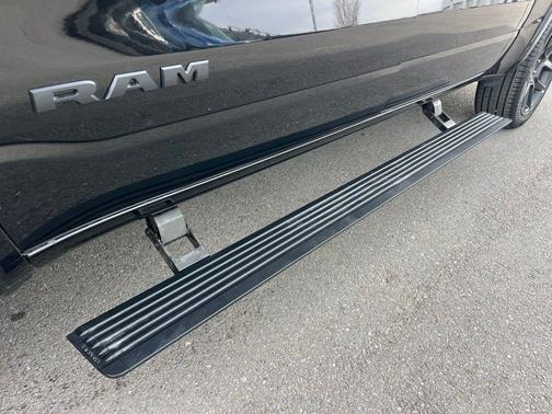 Diamond Black 2026 RAM 1500 Laramie