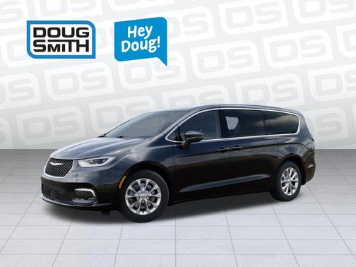 Diamond Black 2026 Chrysler Pacifica Select