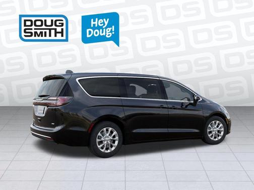 Diamond Black 2026 Chrysler Pacifica Select