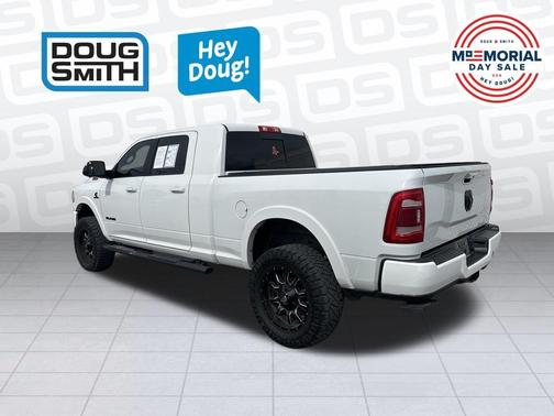 Bright White Clearcoat 2020 RAM 2500 Laramie