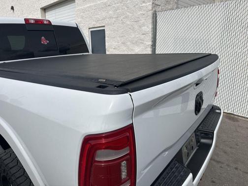 Bright White Clearcoat 2020 RAM 2500 Laramie