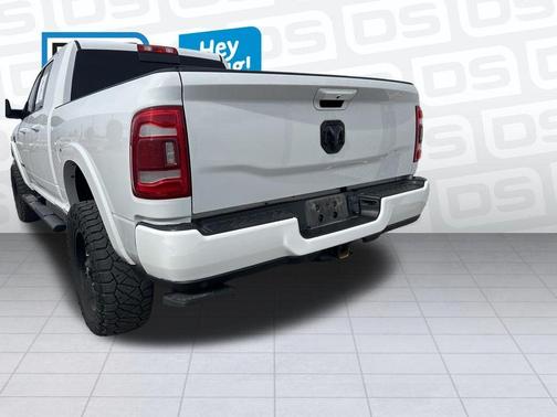 Bright White Clearcoat 2020 RAM 2500 Laramie