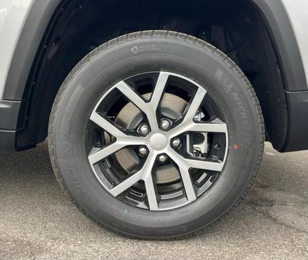 Silver Zynith 2025 Jeep Grand Cherokee L Limited