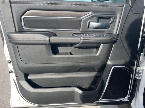 Bright White Clearcoat 2026 RAM 2500 Laramie
