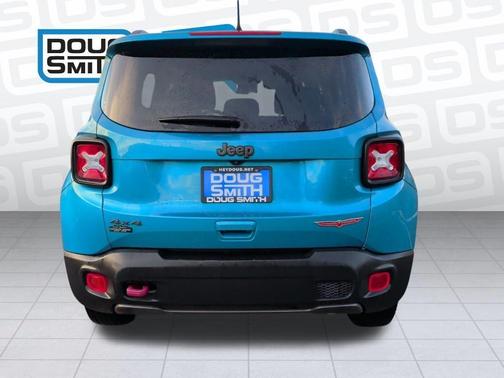 Metallic 2020 Jeep Renegade Trailhawk