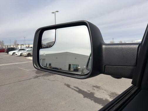 Granite Crystal Clearcoat Metallic 2026 RAM 1500 Limited