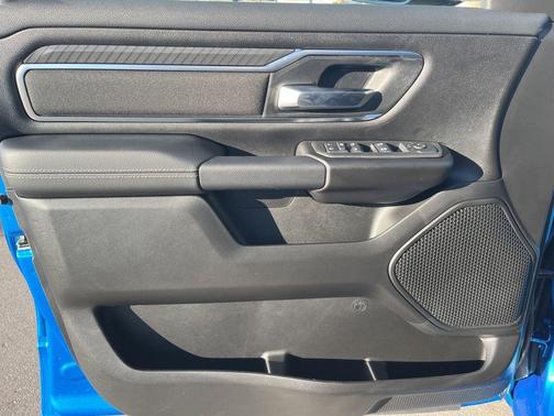 Hydro Blue Pearlcoat 2026 RAM 1500 Big Horn/Lone Star