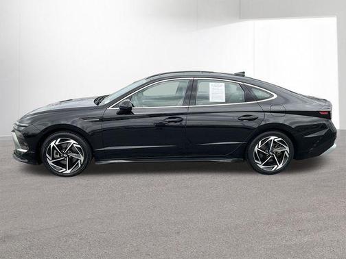 Onyx Black 2024 Hyundai SONATA SEL