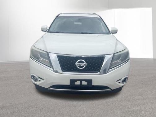 Pearl White 2016 Nissan Pathfinder Platinum