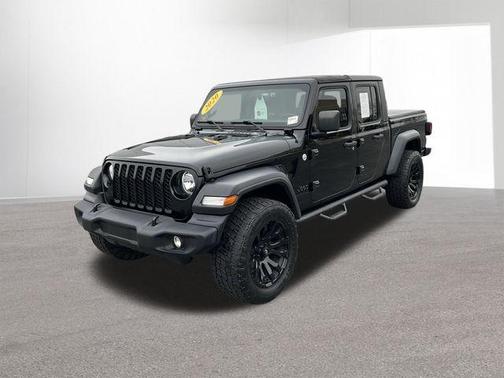 2020 Jeep Gladiator Sport
