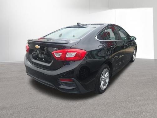 Mosaic Black Metallic 2016 Chevrolet Cruze LT Automatic
