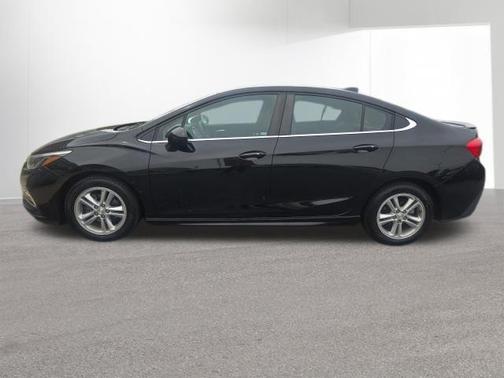 Mosaic Black Metallic 2016 Chevrolet Cruze LT Automatic