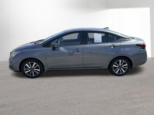 Gun Metallic 2024 Nissan Versa 1.6 SV