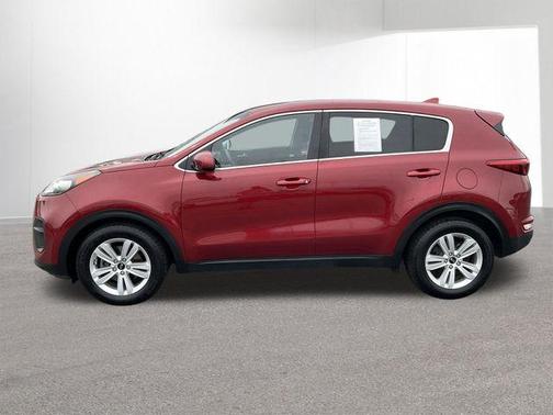 Hyper Red 2017 Kia Sportage LX