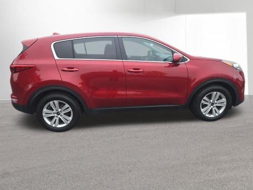 Hyper Red 2017 Kia Sportage LX